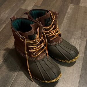 Redhead Women’s insulated Brown and Black duck boots very warm!